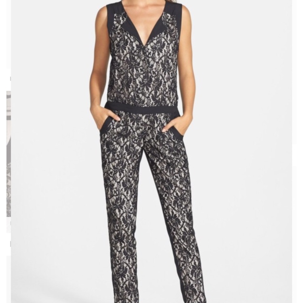 NWOT Jessica Simpson Ana sleeveless Lace Jumpsuit